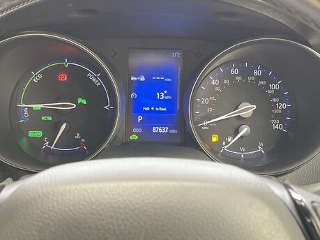 Toyota C-HR 1.8 C-HR-Dynamic HEV CVT 5dr 6