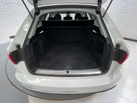 Audi A4 2.0 A4 Sport 35 TFSI 5dr 10