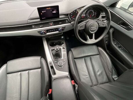 Audi A4 2.0 A4 Sport 35 TFSI 5dr 28