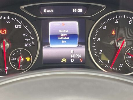 Mercedes-Benz A Class 1.6 A 180 SE Executive Auto 5dr 33