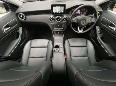 Mercedes-Benz A Class 1.6 A 180 SE Executive Auto 5dr 14