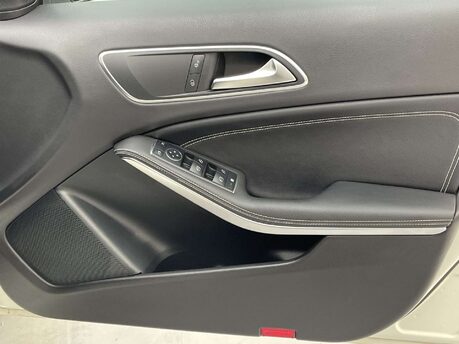 Mercedes-Benz A Class 1.6 A 180 SE Executive Auto 5dr 40