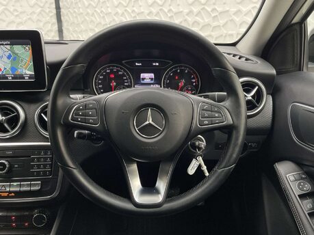 Mercedes-Benz A Class 1.6 A 180 SE Executive Auto 5dr 30