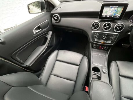 Mercedes-Benz A Class 1.6 A 180 SE Executive Auto 5dr 28