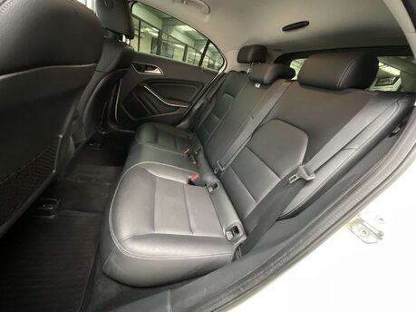 Mercedes-Benz A Class 1.6 A 180 SE Executive Auto 5dr 39