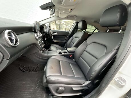Mercedes-Benz A Class 1.6 A 180 SE Executive Auto 5dr 25