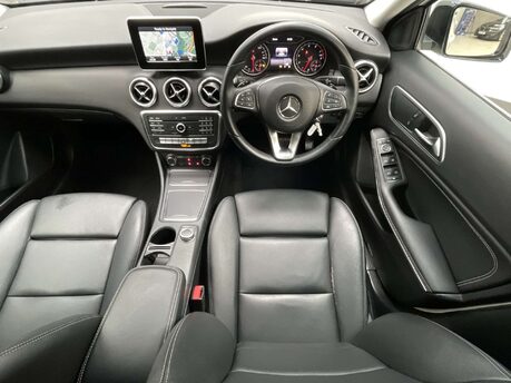 Mercedes-Benz A Class 1.6 A 180 SE Executive Auto 5dr 26