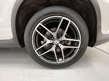 Mercedes-Benz GLC 2.1 GLC 220 D 4Matic AMG Line Premium Auto 4WD 5dr 46