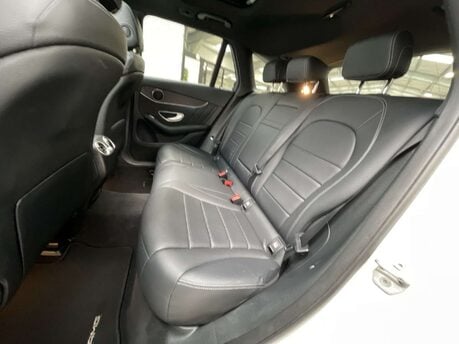 Mercedes-Benz GLC 2.1 GLC 220 D 4Matic AMG Line Premium Auto 4WD 5dr 41