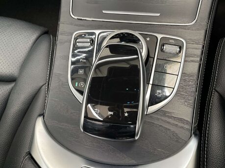 Mercedes-Benz GLC 2.1 GLC 220 D 4Matic AMG Line Premium Auto 4WD 5dr 38