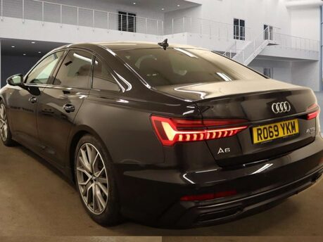 Audi A6 2.0 A6 Black Edition 45 TFSI Quattro Semi-Auto 4WD 4dr 8