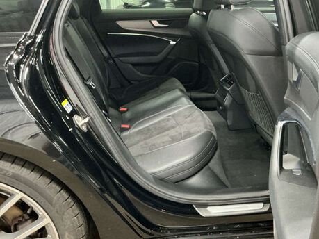 Audi A6 2.0 A6 Black Edition 45 TFSI Quattro Semi-Auto 4WD 4dr 5