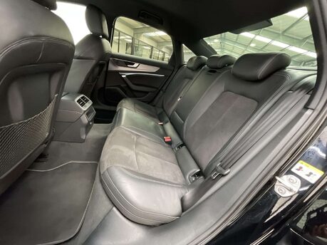 Audi A6 2.0 A6 Black Edition 45 TFSI Quattro Semi-Auto 4WD 4dr 39