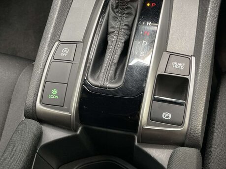 Honda Civic 1.0 Civic SR VTec CVT 5dr 34