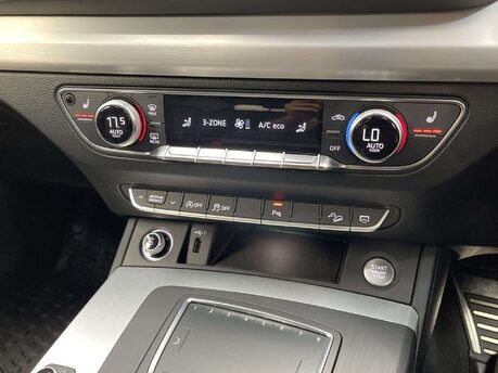 Audi Q5 2.0 Q5 S Line TFSI Quattro Semi-Auto 4WD 5dr 38