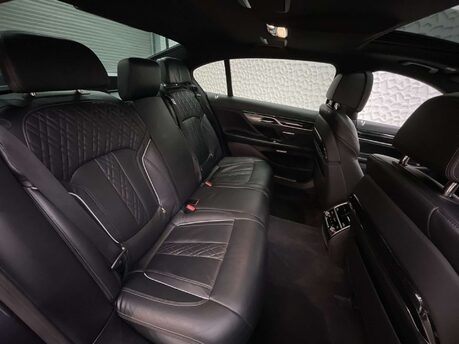 BMW 7 Series 3.0 740ld xDrive M Sport Auto 4WD 4dr 42
