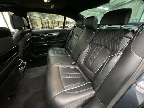 BMW 7 Series 3.0 740ld xDrive M Sport Auto 4WD 4dr 43