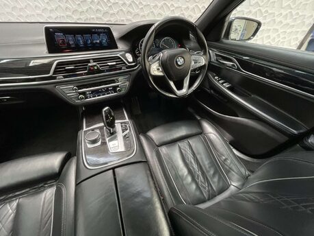 BMW 7 Series 3.0 740ld xDrive M Sport Auto 4WD 4dr 18