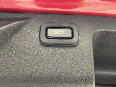 Land Rover Discovery Sport 2.0 Discovery Sport SE D Auto 4WD 5dr 12