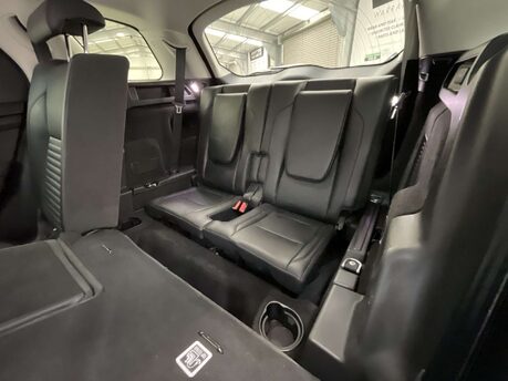 Land Rover Discovery Sport 2.0 Discovery Sport SE D Auto 4WD 5dr 10