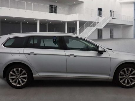 Volkswagen Passat 1.5 Passat SE Business TSi Evo 5dr 12