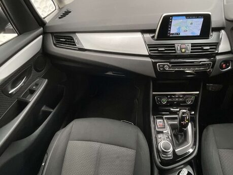 BMW 2 Series 1.5 218I SE Auto 5dr 32