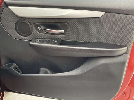 BMW 2 Series 1.5 218I SE Auto 5dr 43