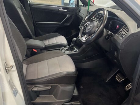 Volkswagen Tiguan 2.0 Tiguan R-Line Tech TSi 4Motion Semi-Auto 4WD 5dr 3