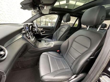 Mercedes-Benz GLC 2.1 GLC 220 D 4Matic AMG Line Premium Auto 4WD 5dr 28