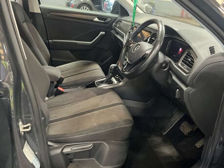 Volkswagen T-Roc 1.5 T-Roc SE TSi Evo Semi-Auto 5dr 3