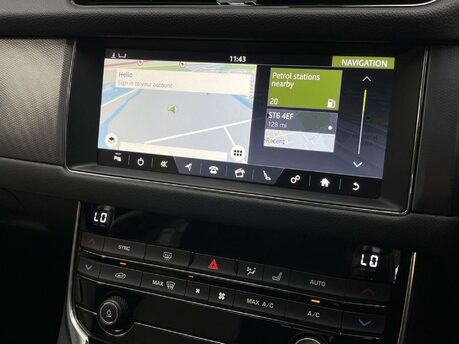 Jaguar XF 2.0 XF R-Sport Auto 4dr 7