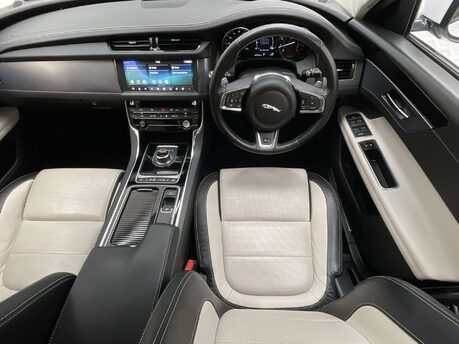 Jaguar XF 2.0 XF R-Sport Auto 4dr 26