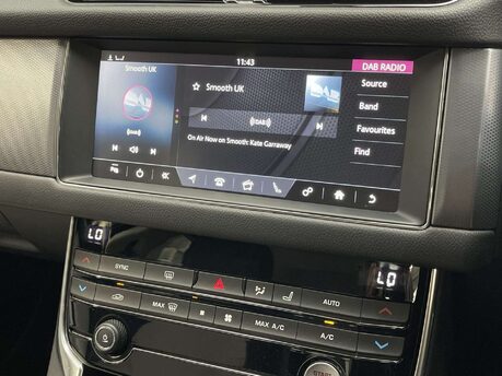 Jaguar XF 2.0 XF R-Sport Auto 4dr 20