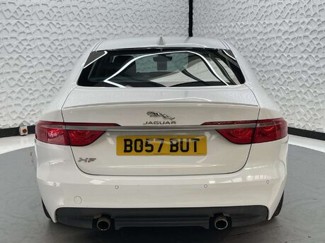 Jaguar XF 2.0 XF R-Sport Auto 4dr 15