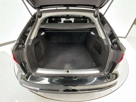 Audi A4 2.0 A4 Technik 35 TDI Semi-Auto 5dr 10
