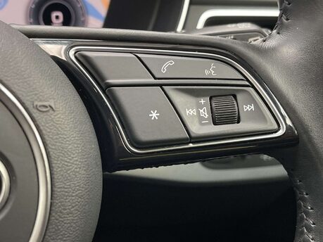 Audi A4 2.0 A4 Technik 35 TDI Semi-Auto 5dr 34