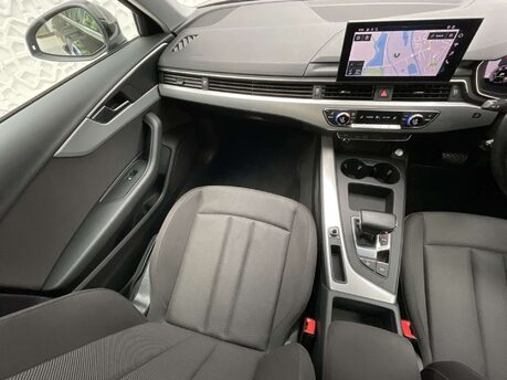 Audi A4 2.0 A4 Technik 35 TDI Semi-Auto 5dr 30