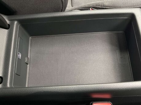 Audi A4 2.0 A4 Technik 35 TDI Semi-Auto 5dr 37