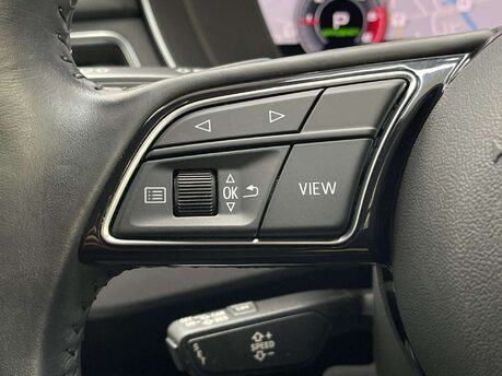 Audi A4 2.0 A4 Technik 35 TDI Semi-Auto 5dr 33