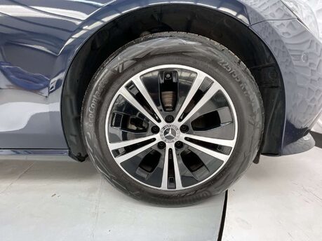 Mercedes-Benz E Class 2.0 E 220 Sport D Auto 5dr 48