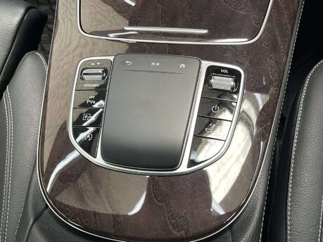 Mercedes-Benz E Class 2.0 E 220 Sport D Auto 5dr 37