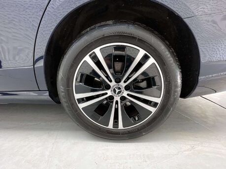 Mercedes-Benz E Class 2.0 E 220 Sport D Auto 5dr 46