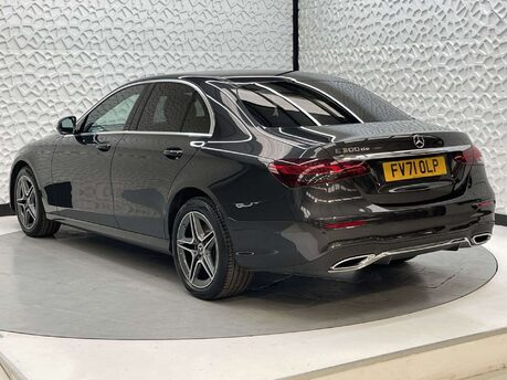 Mercedes-Benz E Class 2.0 E 300 AMG Line Edition de Auto 4dr 16