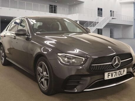 Mercedes-Benz E Class 2.0 E 300 AMG Line Edition de Auto 4dr