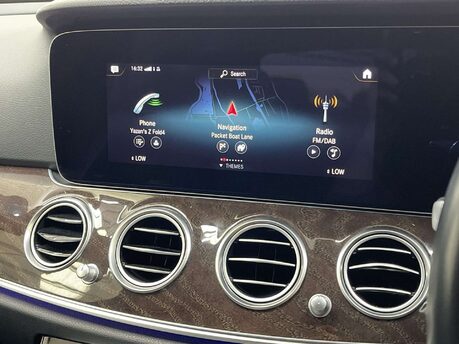 Mercedes-Benz E Class 2.0 E 300 AMG Line Edition de Auto 4dr 23