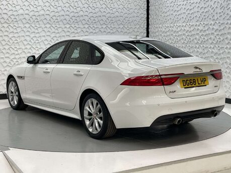 Jaguar XF 2.0 XF R-Sport Auto 4dr 16