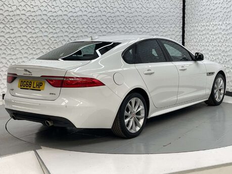 Jaguar XF 2.0 XF R-Sport Auto 4dr 3