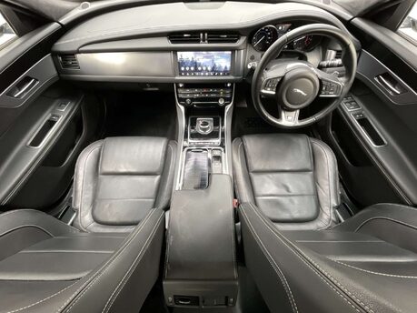 Jaguar XF 2.0 XF R-Sport Auto 4dr 14