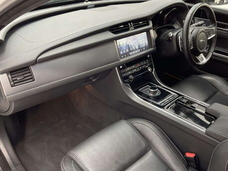 Jaguar XF 2.0 XF R-Sport Auto 4dr 26
