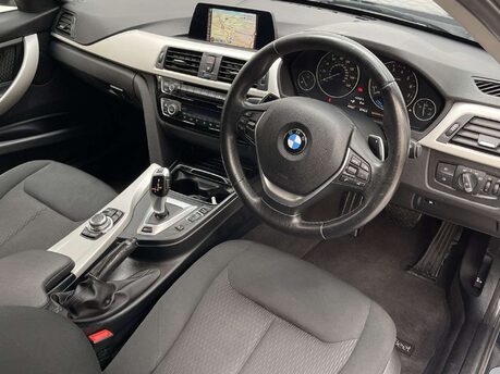 BMW 3 Series 2.0 330e SE Auto 4dr 2